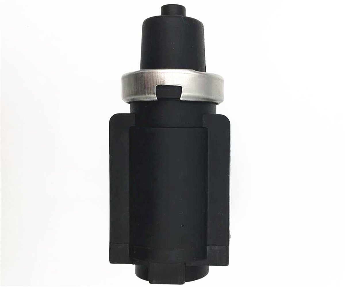 エイト様 14956-AW401 14956AW401 ターボブースト圧力ソレノイドバルブ