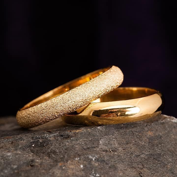 gumuscum Juego de anillos de boda de 4 mm, chapado en oro de 14 quilates, juego de alianzas de boda a juego, juego de anillos de boda de plata personalizado para hombre y mujer