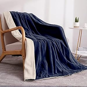 Heizdecke Überwurf 130x180cm Schnellheizend Blau & Weiß Schnellheizende große weiche Flanell-Heizdecke mit 4 einstellbaren Temperaturstufen, 6-Stunden-Timer, maschinenwaschbar
