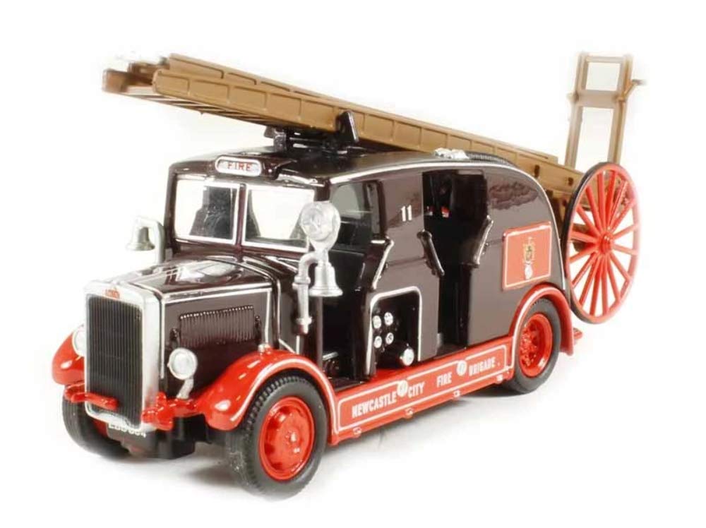 Oxford Diecast 1:76 Leyland Cub FK7 Newcastle City Fire Brigade Collectable model 76LC001, Maroon, Red, Silver, Large - Image 2