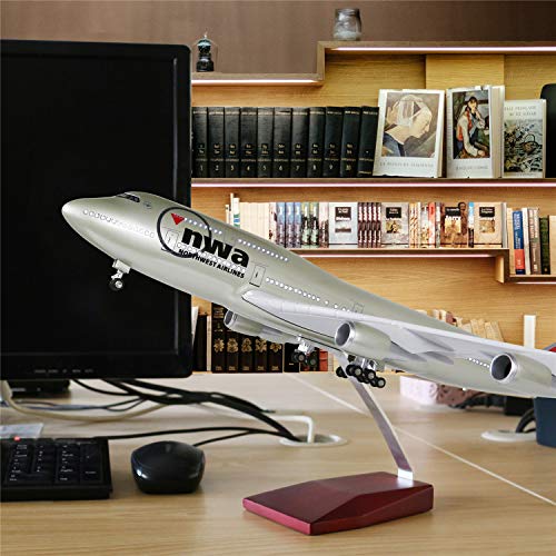 Modelo Boeing 747 Northwest escala 1:130 interactivo con luces para decorar espacios oscuros 2