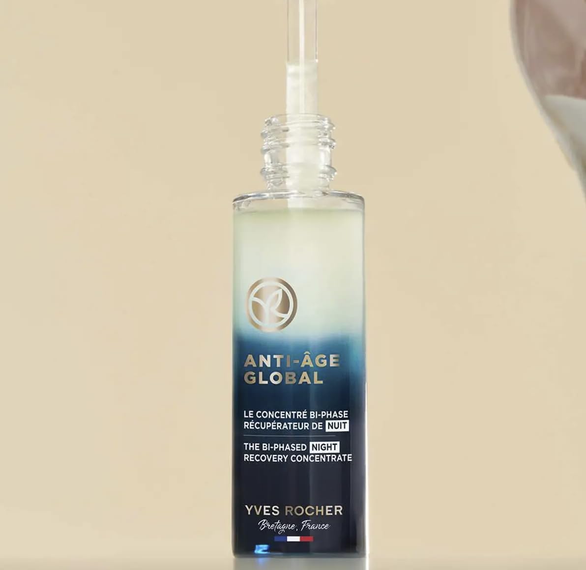 Yves Rocher Anti-Age Global Biphasic Night Restorative Concentrate Serum Mature Skin Anti Wrinkles - 30 ml. / 1 fl.oz. - Image 3