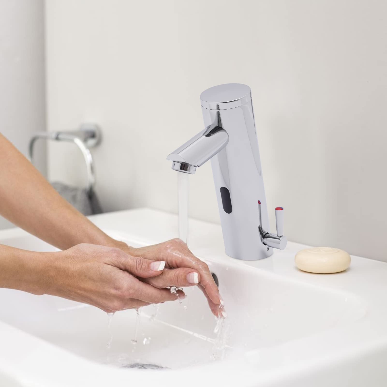 Robinet à capteur automatique pour lavabo de salle de bain Robinet de lavabo automatique Lavabo à main Mitigeur de salle de bain à piles
