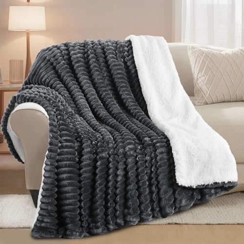 RUIKASI Sherpa Decke Warme Kuscheldecke Flauschige 130x150 cm Grau – Ansicht 2