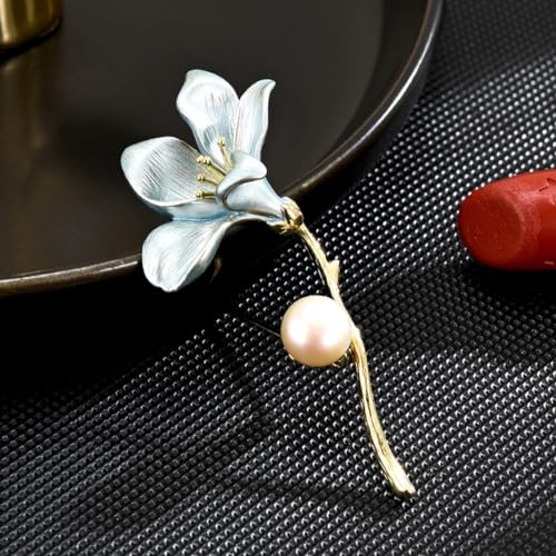Broche magnolia bleu perles d'eau douce pour accessoiriser robe