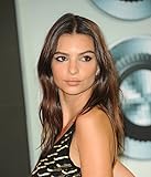 Emily Ratajkowski At Arrivals For Mtv Video Music Awards (Vma) 2015 - Arrivals 2 Photo Print (16 x 20)