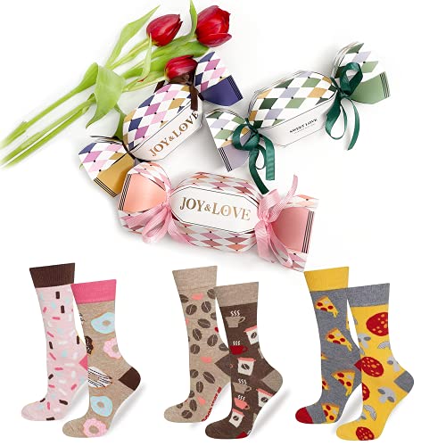 PEGALIFE Geschenk Socken Damen Geschenk Set | 3 Paar kreative und romantische Socken mit Bonbon-Verpackungen | Geschenk für Ehefrau / Freundin / Mama | One Size… (Cute Foods) Cover