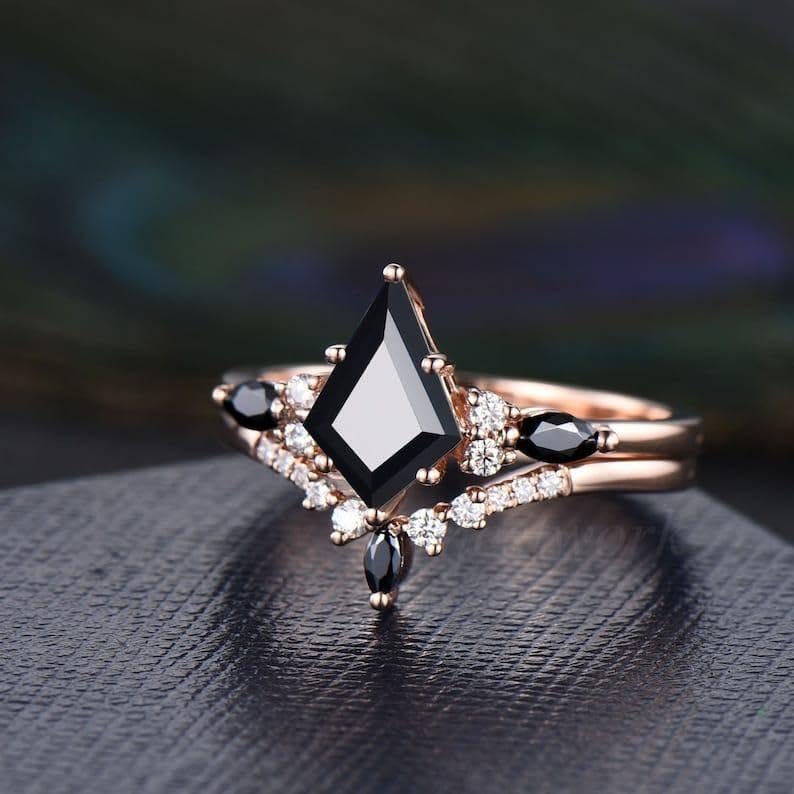 Generic kite cut Black onyx ring set rose gold unique engagement ring set moissanite ring marquise cut black spinel ring black stone ring for women
