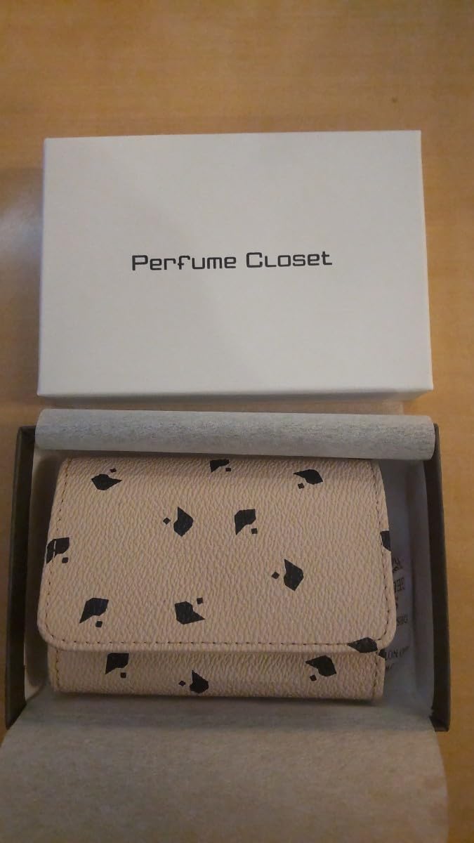 Amazon.co.jp: 定価8800円☆Perfume Closetカードホルダー☆グッズ