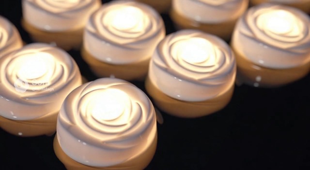 Image of Aignis 12pcs Flameless LED Floating Candles, Ivory Rose Plastic Tealights Battery Operated, 120+ Hours Glow Time, Cozy Light for Romantic Pool /Bathtub /Hot Bath /Wedding Centerpiece Decor(D2.83*H1.42)