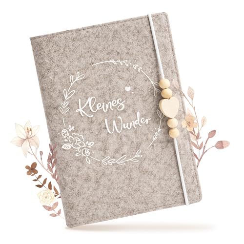 Mutterpasshülle aus Filz für Deutschen Mutterpass Beige mit Holzperlen & Holzherz Mutterpass Schutzhülle zur Aufbewahrung von Dokumenten & Ultraschallfotos Geschenkidee für Schwangere & zukünftige