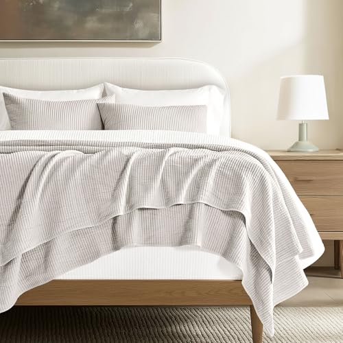 Image of EVERGRACEHOME Cotton Coverlet Set King Size 3 Pieces, Lightweight Soft Ribbed Matelasse Bedspread Quilt Set, Cozy Oversized Quilted Bedding Set with 2 Pillow Shams for All Seasons, Birch