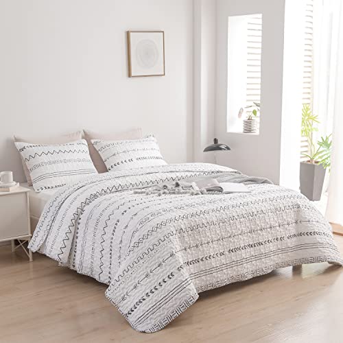 Durlengen White Quilt Set Queen Size 3Pcs,Bohemian Design With White & Black Geometric Pattern Printed On White, All Season Lightweight Coverlet Sets(Queen 90X96,Boho White) #TOP3