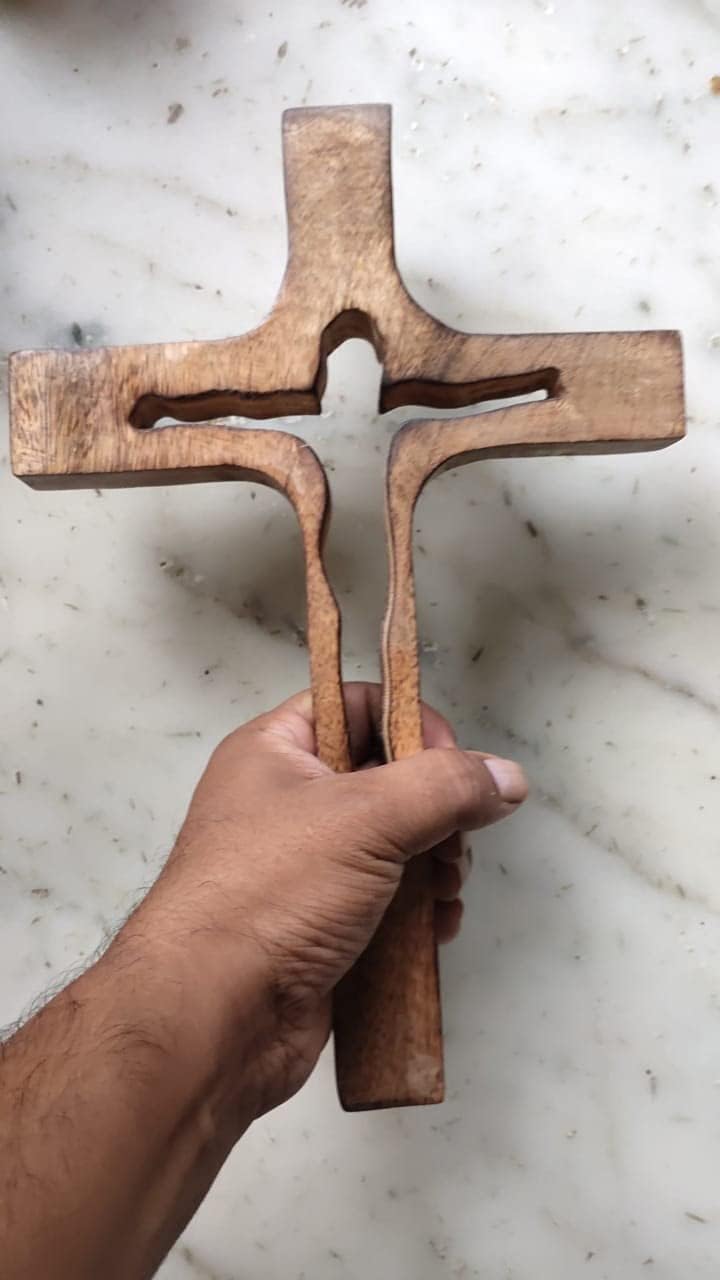 VILLAGE HAND MADE Handmade Wooden Cross Unique design Holy Cross Brown Wood Color | Home Office Decor Wall Art Spiritual Gift