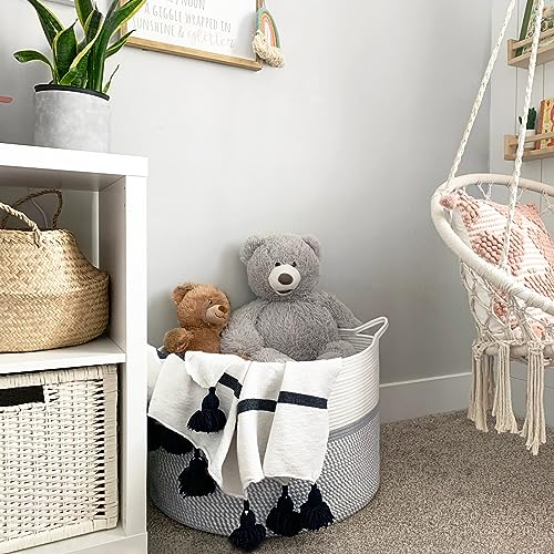 XXXL Extra Large Laundry Basket Cotton Rope Woven Basket Throw Blanket Storage Baskets Living Room with Handle for Clothes Towels Toys Living Room Bedroom Decorative Hamper - Image 4
