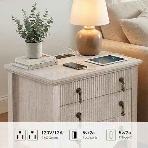 FUSUNBAO Set of 2 Nightstand with Charging Station, Vintage Bedside Table with 3 Fluted Drawers and Open Shelf, Rustic End Table with Power Outlet and USB Ports for Bedroom, White Oak
