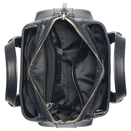 Calvin Klein Crossbody Bag 58% Off - 2-in-1 Design - Image 5