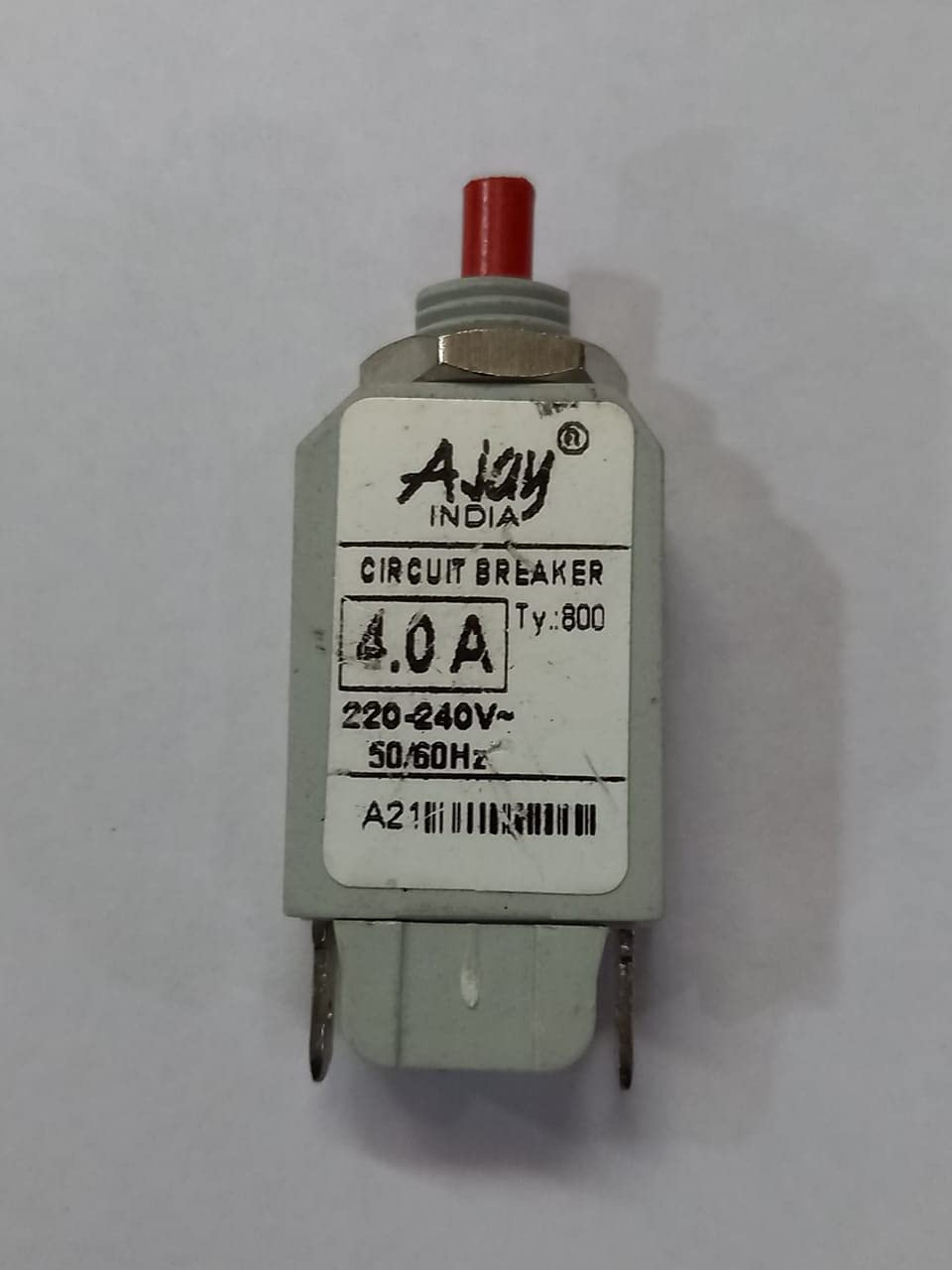Pmw - Circuit Breaker - 4.0 Amps - 240 V - Circuit Breaker Over Load Protector with Push to Reset Switch - 1 Unit-image-20