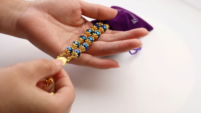 Amazon.com: Nazareth Store St. Benedict Deep Blue Crystal Beads