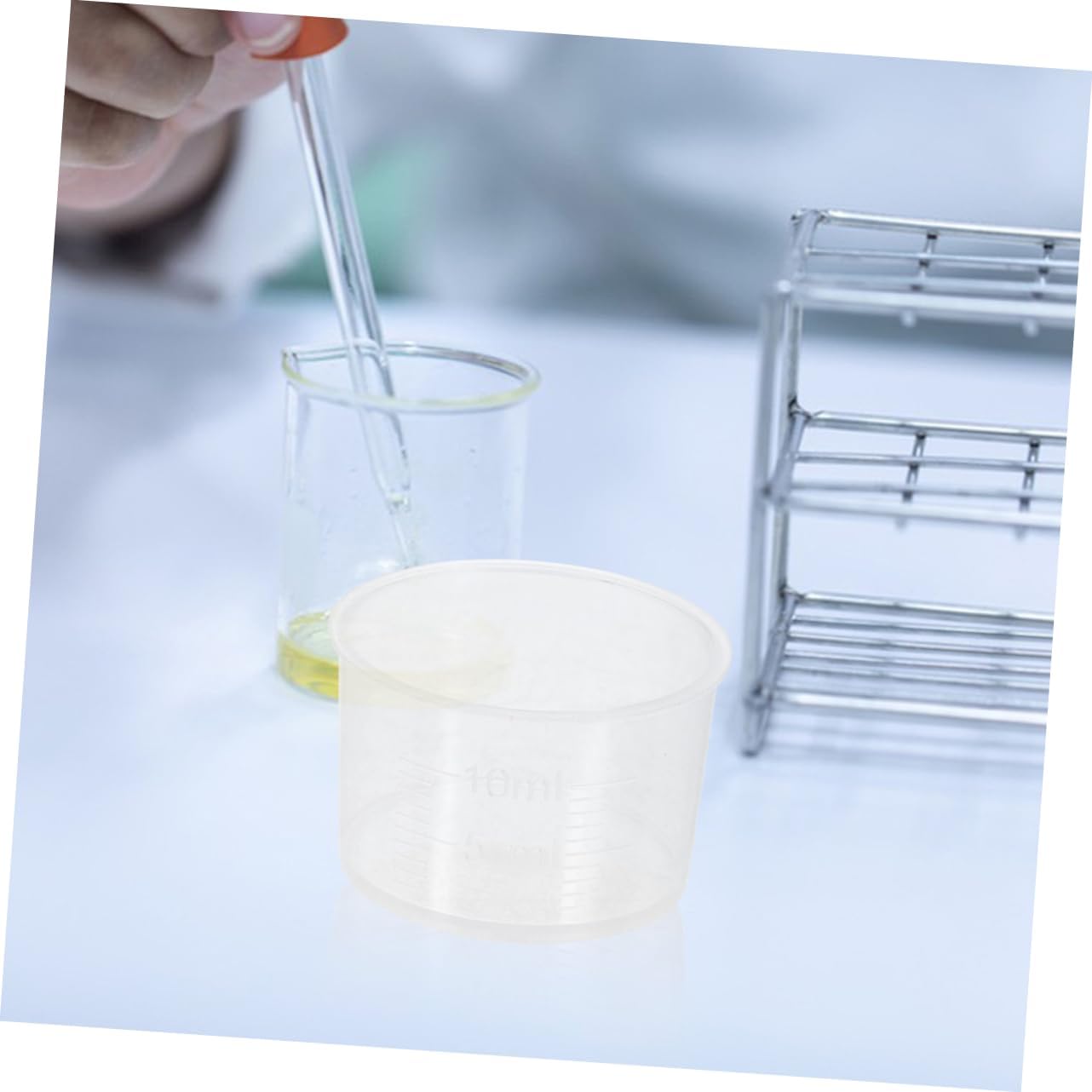 SECFOU 200pcs Clear Plastic Graduated Measuring Cups Scale Cups for Mixing Painting and Epoxy Resin Transparent Liquid Measuring Tool for Kitchen and Laboratory Use