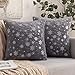 MIULEE 2er Set Kissenbezüge Kuschelkissen Flauschig Schneeflocken Dekokissen Sofakissen Plüschkissen Fellkissen Couchkissen Kissenhülle Zierkissenbezug für Wohnzimmer Schlafzimmer 40x40 cm Grau