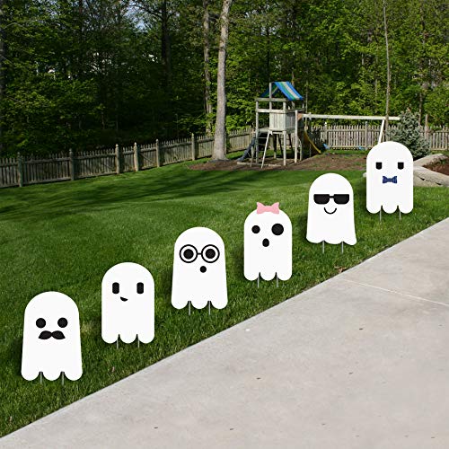 18 in. to 22 in. Ghost Family Sidewalk Yard Sign Set