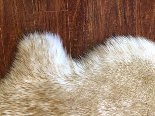 Lambzy-Faux-Sheepskin-Hypoallergenic-Free-Shape-Silky-Shag-Rug-Luxury-Shaggy-Silky-Plush-Carpet-for-Bedrooms-Rugs-Living-Room-Sofa-Floor-Rugs-Quarto-4-Pelts-4x6-White-with-Brown-Tips