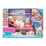 Nancy - Un día de SPA, muñeca con Toalla y Tumbona de SPA, Set para Hacer mascarillas, Maquillaje de Purpurina y Accesorios de Belleza, para niñas y niños a Partir de 3 años, Famosa, (NAC37000)