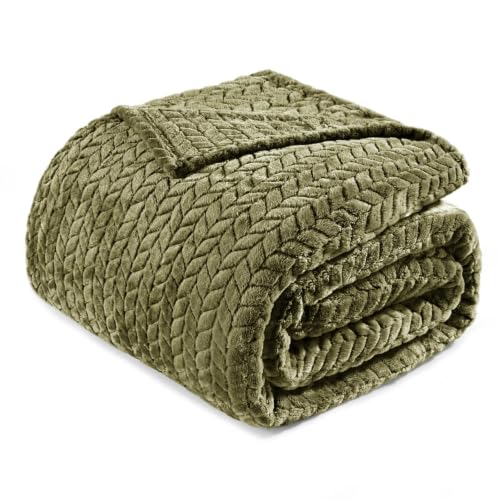 Image of Exclusivo Mezcla Soft Fleece Bed Blanket Twin Size, 60 inchx80 inch, Olive Green | Cozy Fluffy Lightweight Blankets for Summer, Decorative Plush Flannel Throws for Living Room, Bedroom with Leaves Pattern