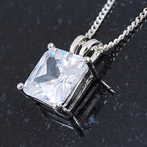 Colgante de circonita cúbica transparente corte princesa con pendientes tuerca plata y cadena 6