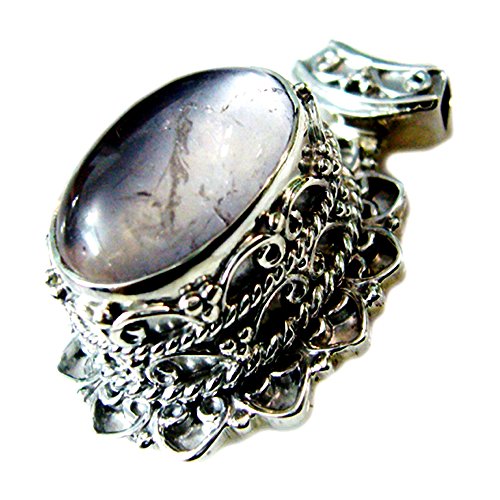 Pendentif astrologique quartz rose et argent, le témoin de votre équilibre intérieur