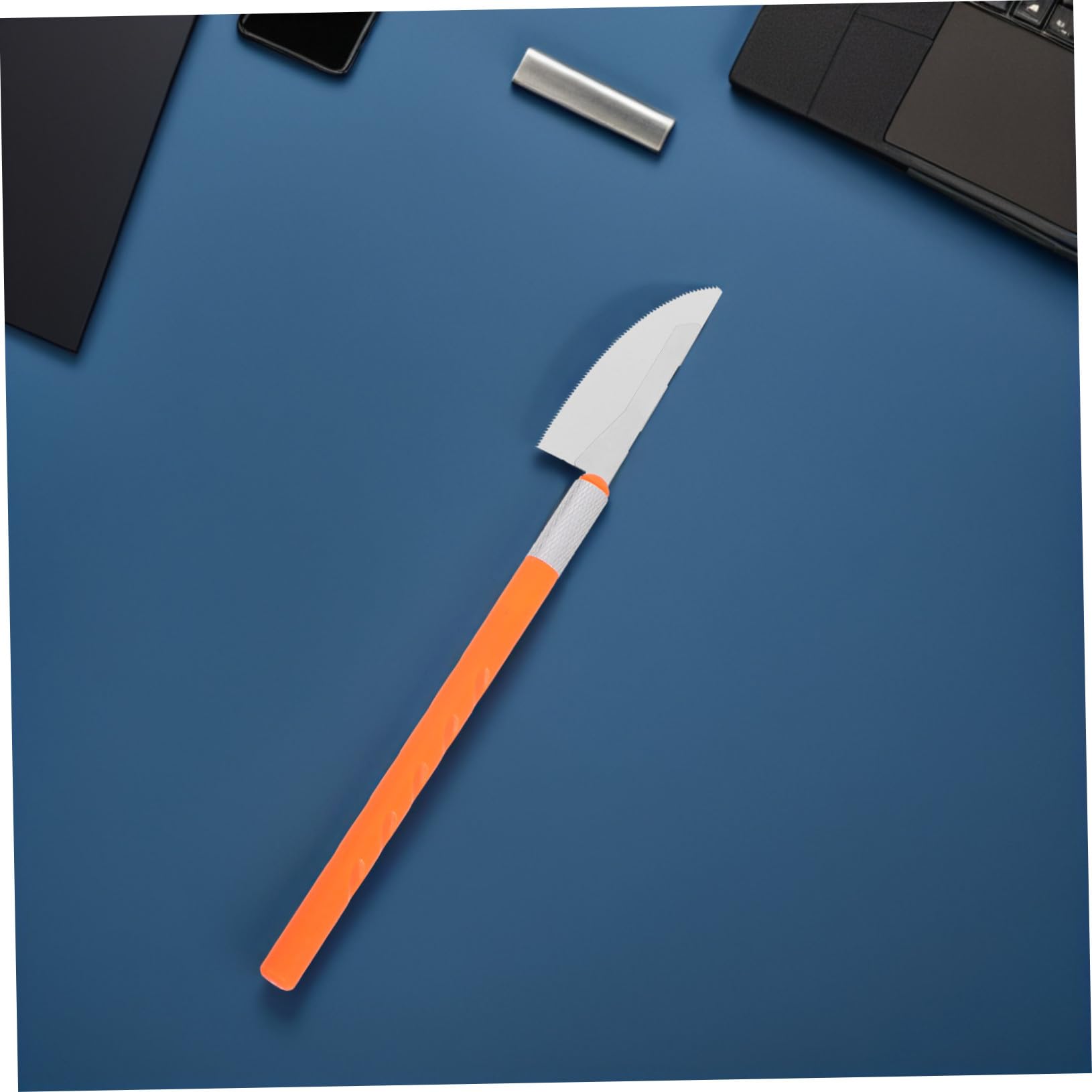 Mini Seghetto Manuale per Modellismo con Impugnatura Ergonomica e Lame Resistenti per Tagli Precisi in Progetti DIY e Modelli in Plastica