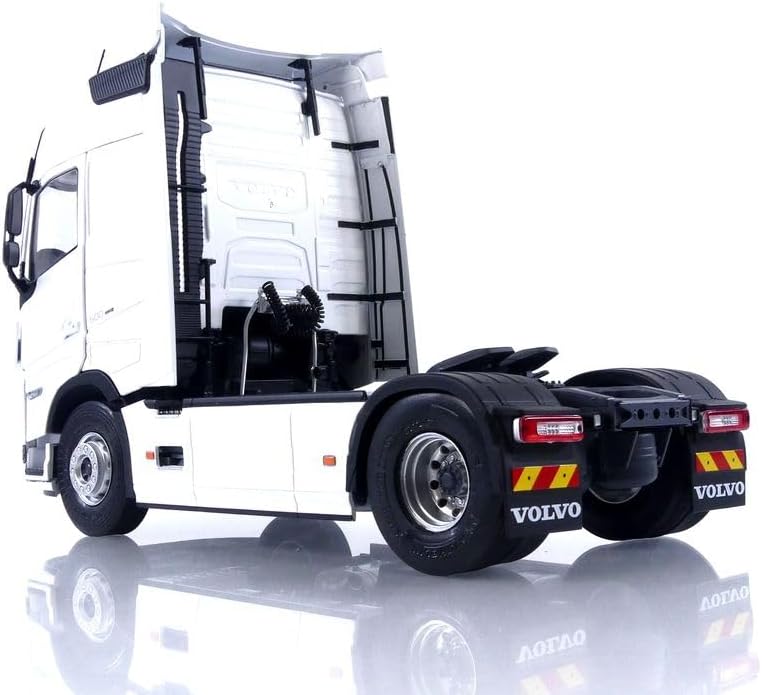 solido 421240080 Model Vehicle, White