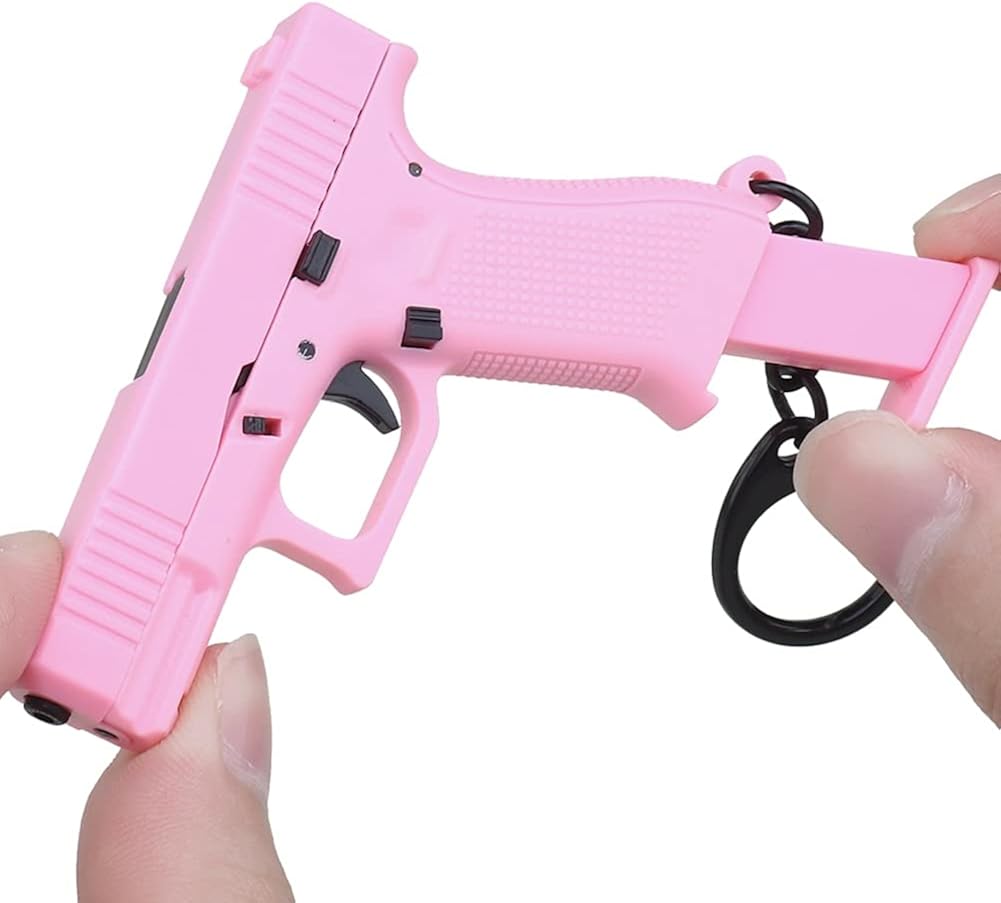 YASHALY Miniature Tactical Pistol Shape Keychain G-45 Gun Model Key chain Bag Pendant Ornament Gift