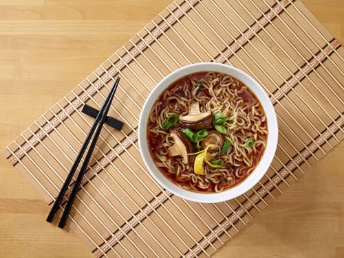 Nissin Ramen Premium - Shoyu Yuzu, 10er Pack, luftgetrocknete Instant-Nudeln japanischer Art für mit Yuzu-Sojasaucen-Geschmack und getrocknetem Lauch (10 x 92,7g) – Bild 4