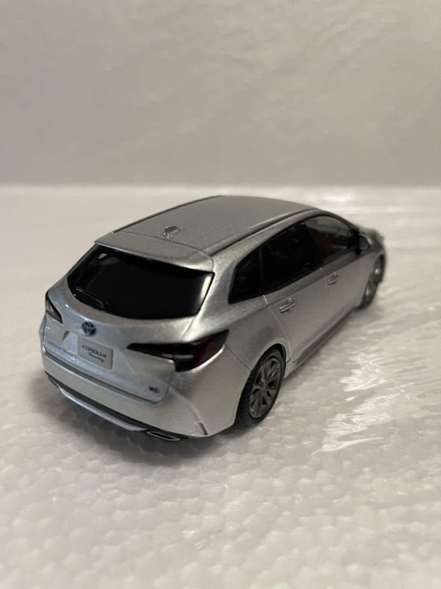 1/30 トヨタ カラーサンプル カローラツーリング Amazon | 1 30 トヨタ カラーサンプル カローラツーリング