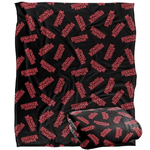 Stranger Things Logo Pattern Silky Touch Super Soft Throw Blanket 152 x 127 cm | Ya disponible en tu tienda friki favorita! En mundofriki.es!