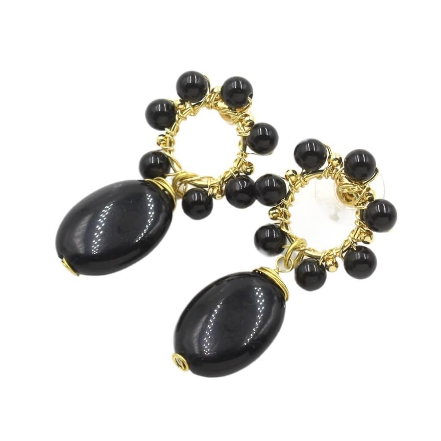 Pendientes geométricos de cristal ideales para tus eventos de noche estilo retro