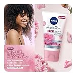 NIVEA Aqua Rose 3 em 1 150ml - Sabonete, Esfoliante e Máscara Facial - Com argila branca, ácido hialurônico e água de rosas orgânica, o sabonete tem benefícios antioxidantes e hidratantes que limpam e purificam a pele sem ressecá-la 14 51FQipc87OL
