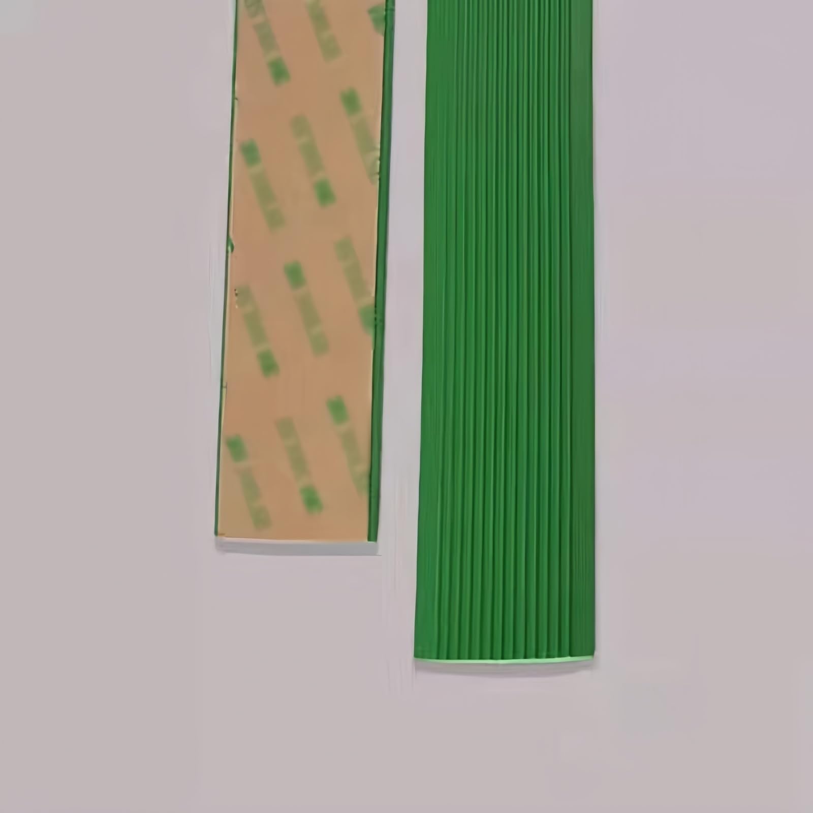 Rutschfester Treppenschutzstreifen, 5 m, selbstklebend, PVC-Stufen, Kantenleiste für Holz-, Beton- und Fliesentreppen, perfekt für den Innen- und Außenbereich, ideal für Familienhäuser (Grün
