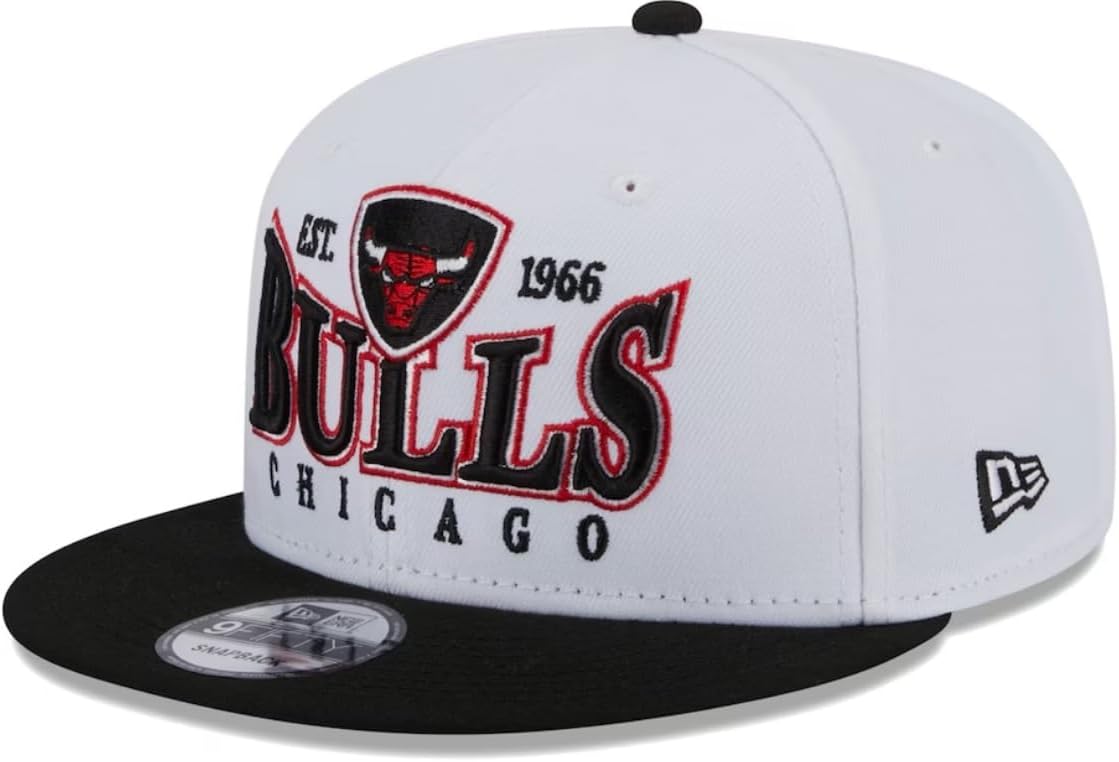 New Era 9Fifty Authentic Crest Mens Adult Snapback Hat (Chicago Bulls White/Black)