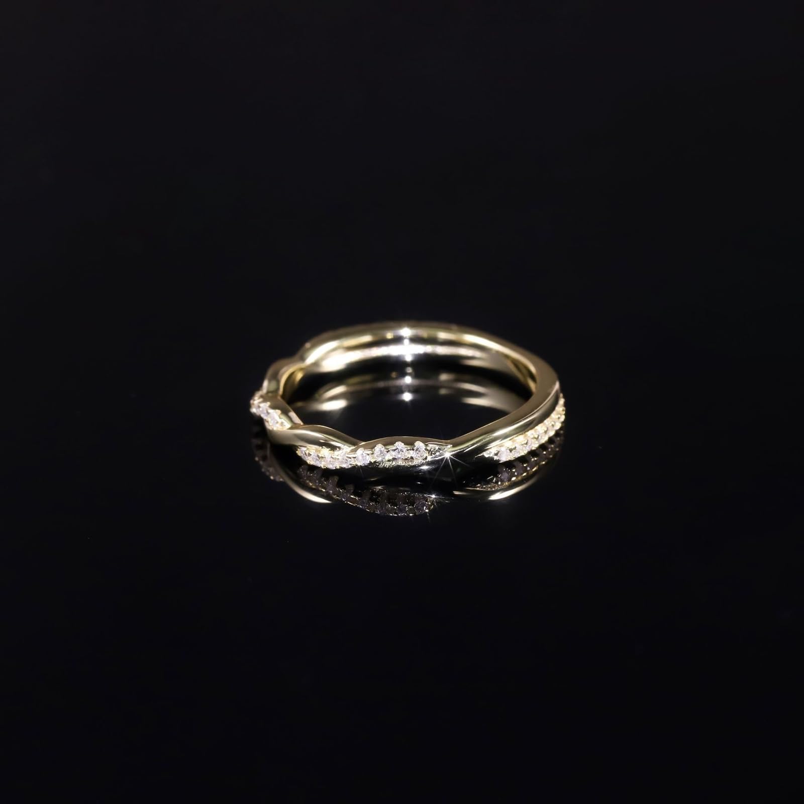 9K/14K/18K oro amarillo pequeños anillos entrelazados Pave Moissanit Mujer