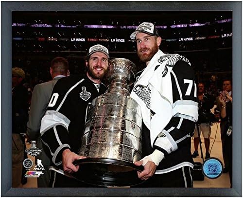 Mike Richards Jeff Carter LA Kings 2014 NHL Stanley Cup Trophy Photo (Size: 17" x 21") Framed