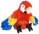 Das niedliche Plüschtier hat eine Größe von ca. 20 cm und sitzt erwartungsvoll auf seinem Papageienpopo, die Flügel aus Plüsch entspannt ausgebreitet, wartet er auf sein neues Vogelzuhause.