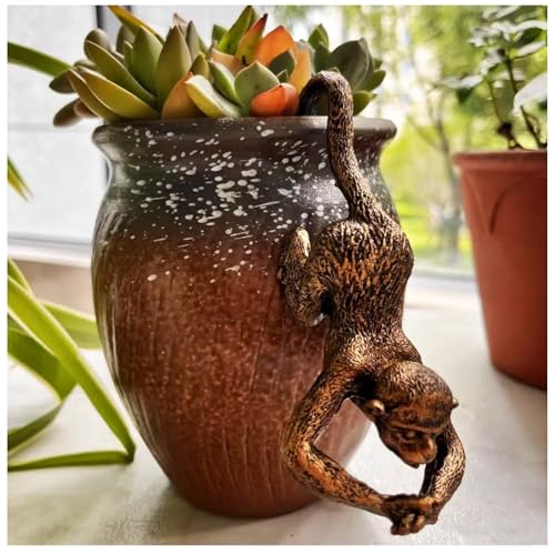 Bnrkmeb Vintage Bronze Animal Embracing Flower Statue - Garden Resin Climbing Animal Statue, Fairy Tale Garden Terrace, Outdoor Fence and Courtyard Decoration (Monkey)