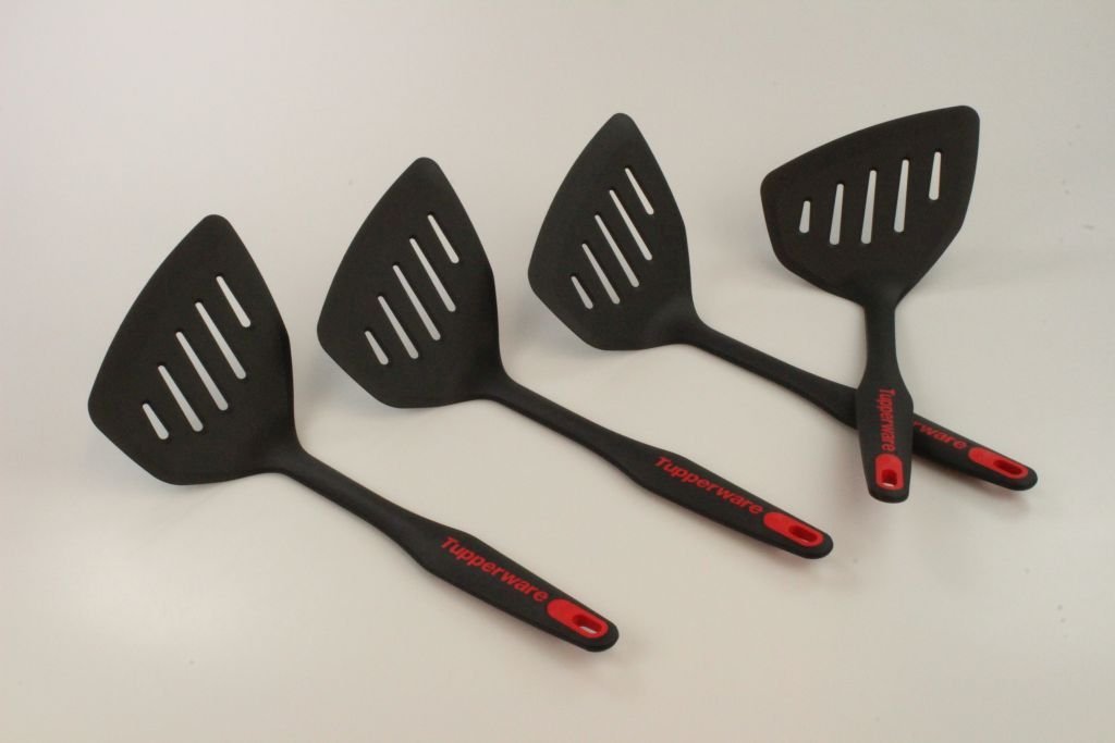 TUPPERWARE Griffbereit Großer Pfannenwender TOP-Pfannenwender (4) schwarz-rot