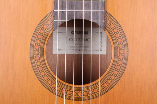 Yamaha CG122MC Guitare classique Cèdre Natural Mat - Les Beatles, Paul McCartney, John Lennon, RIngo Starr, George Harrison Yamaha CG122MC Guitare classique Cèdre Natural Mat – Image 7