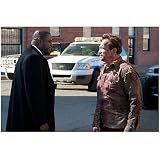 The Last Stand Arnold Schwarzenegger as Ray Owens and Forest Whitaker as Agent John Bannister 8 x 10 Inch Photo