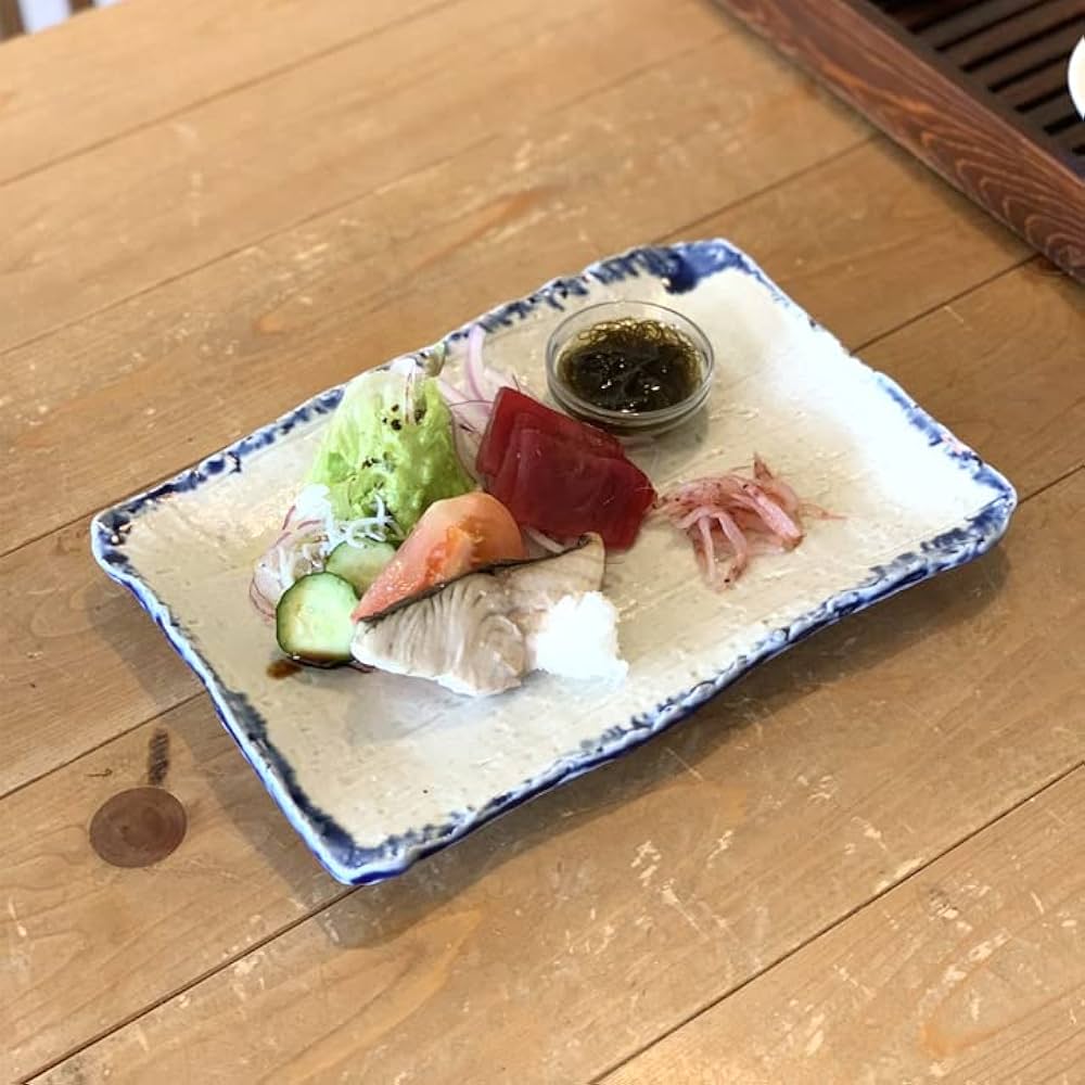 骨董　時代ガラス　希少　魚型　鯉　下駄脚付　プレスガラス　長皿　刺身皿　１客 長方形ガラスプレート 24cm メキシコ製 ガラス食器 洋食器 お皿