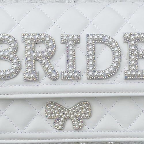 Sacs à main de mariée ornés de perles délicates, l'accessoire d'exception pour dames